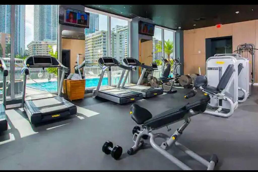 Ocean Views - Pool & Gym - Pet Friendly - Close To Beach Hallandale Beach Bagian luar foto