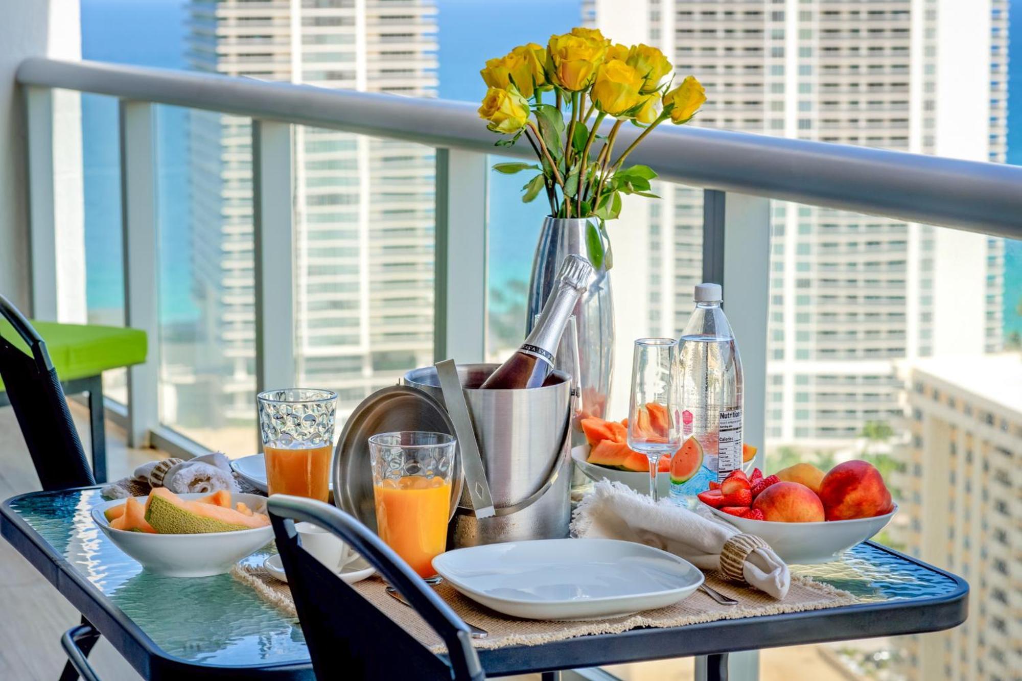 Ocean Views - Pool & Gym - Pet Friendly - Close To Beach Hallandale Beach Bagian luar foto