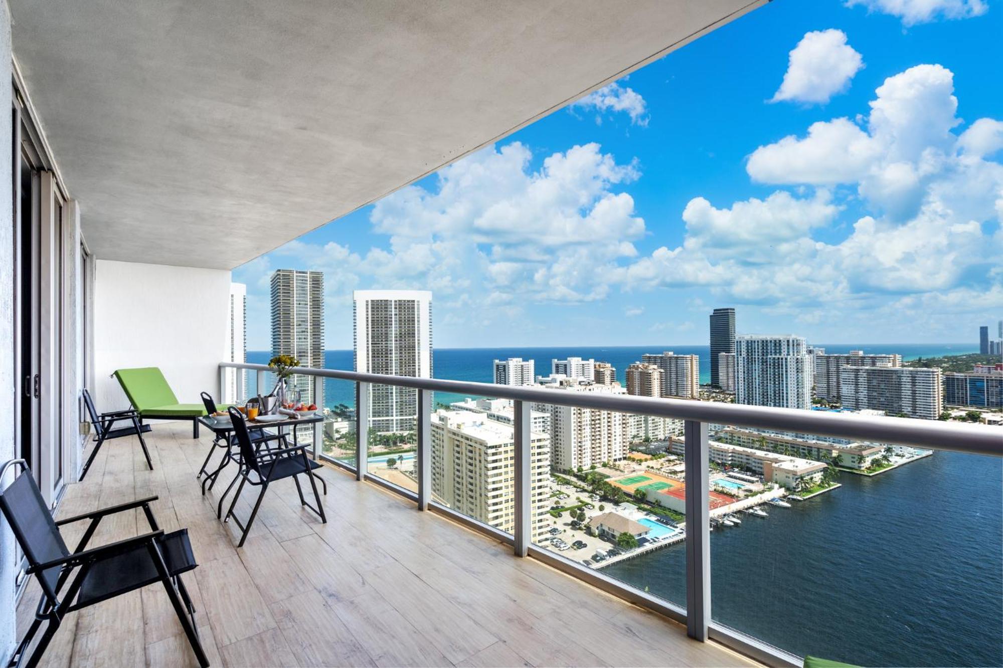 Ocean Views - Pool & Gym - Pet Friendly - Close To Beach Hallandale Beach Bagian luar foto